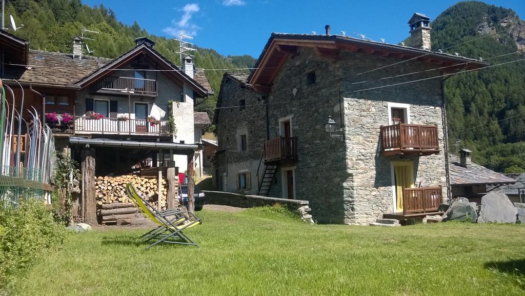Maison Leveque Brusson Exterior foto